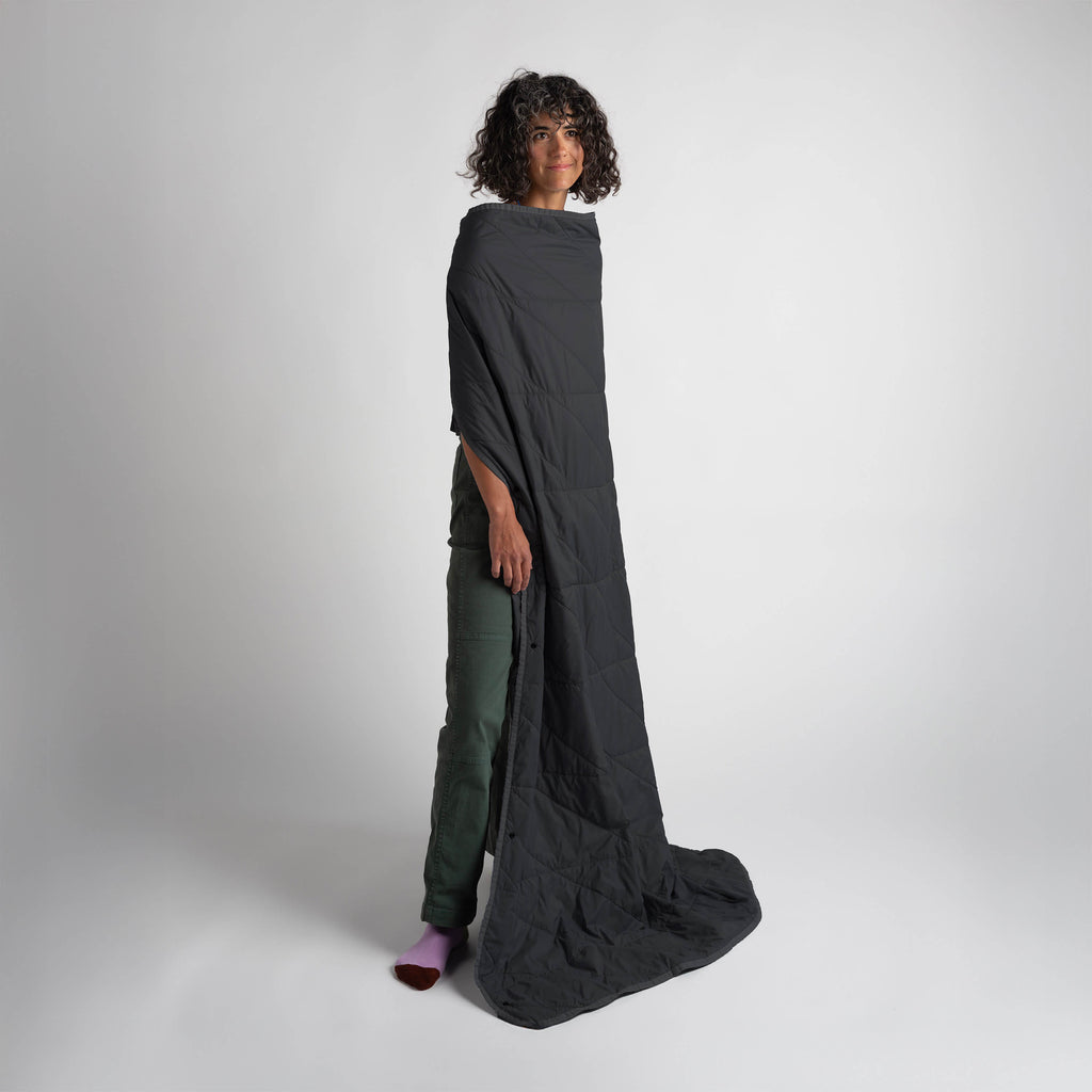Layover™ Travel Blanket - Packable & Puffy | Black
