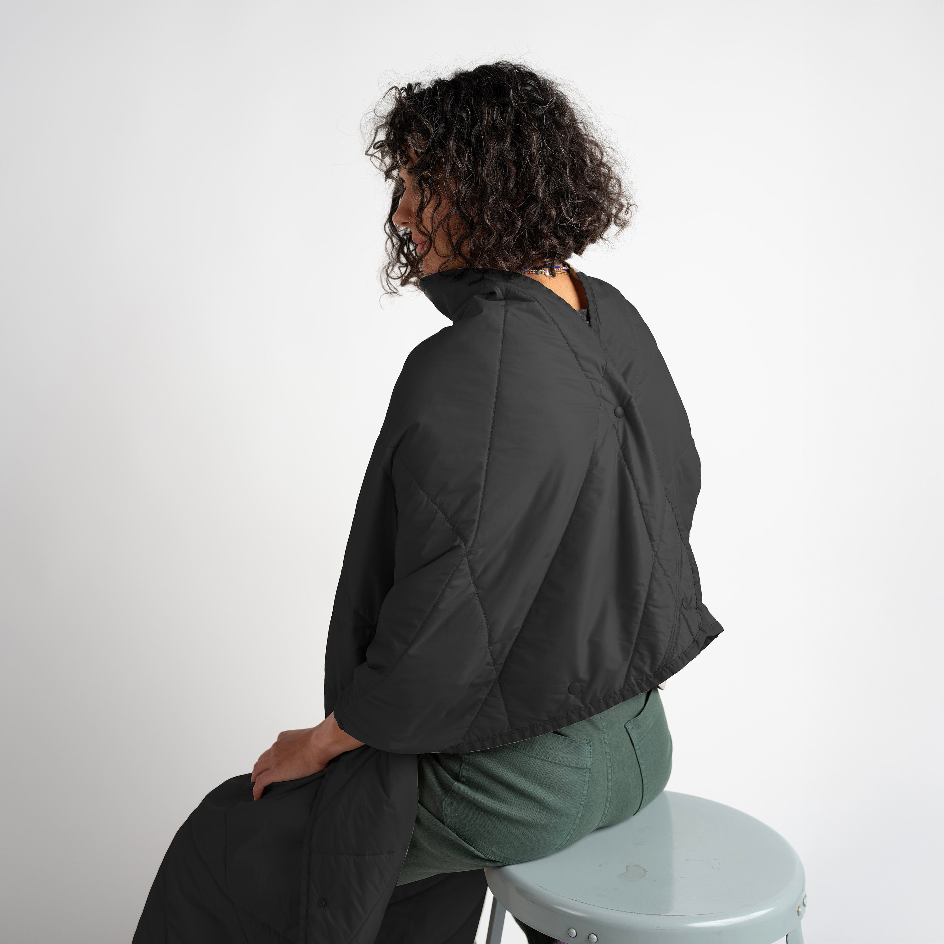 Layover™ XL Travel Blanket - Packable & Puffy | Black